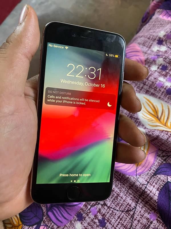 Iphone 6 64GB space Gray Non PTA for sale 2