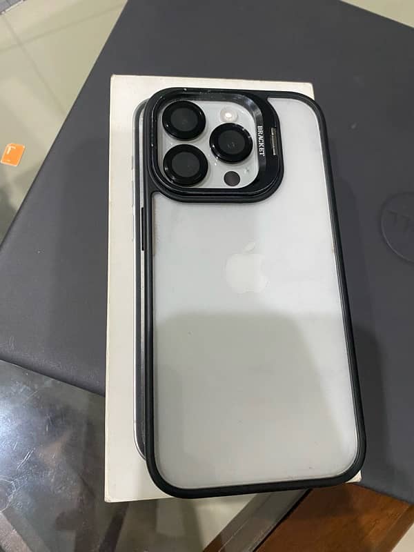 iPhone 15 pro jv 1