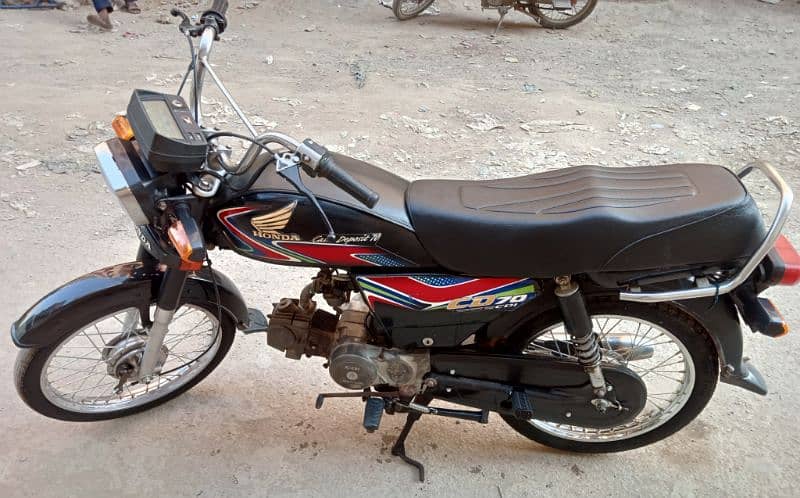 Honda CD 70cc 2018 6