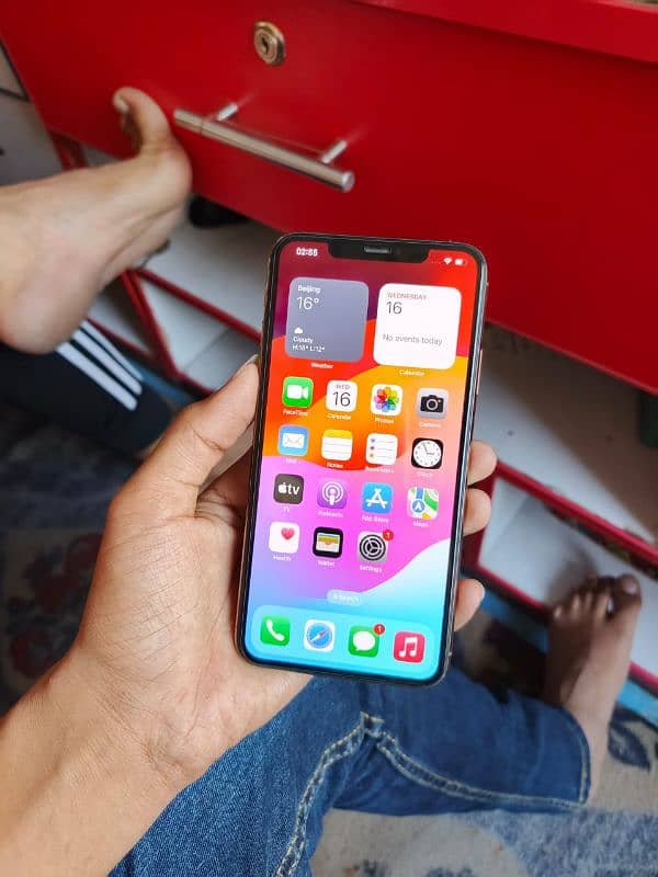 iPhone 11 pro max PTA 1