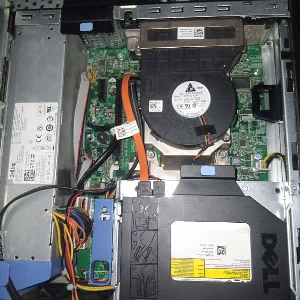 Dell optiplex core i3. . 03207371431 4