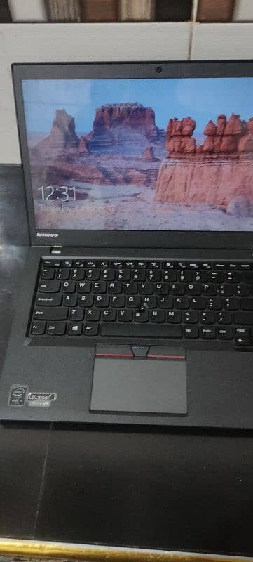 Lenovo Ultrabook Corei5 5th Generation (Slim) better than Hp 0