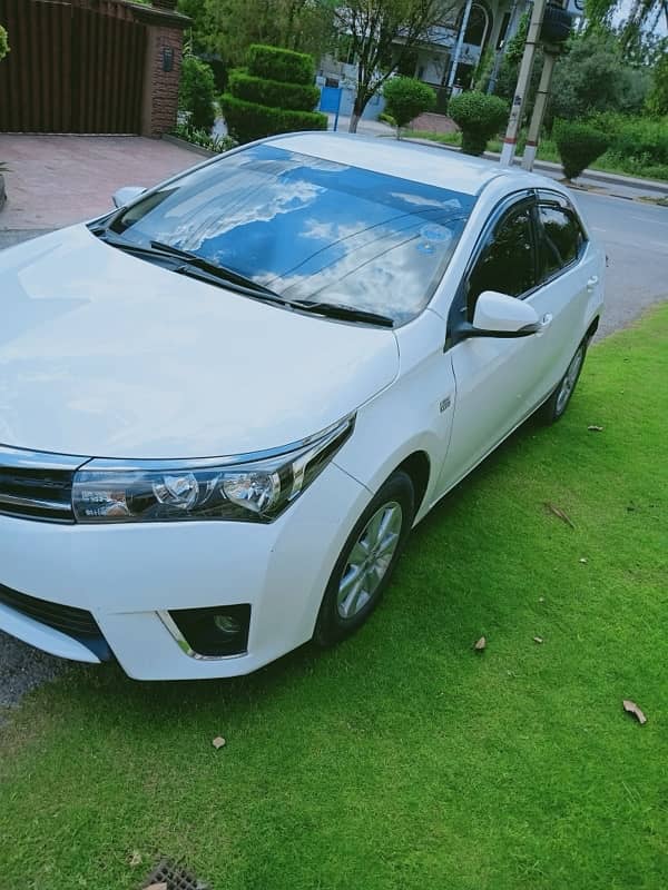 Toyota Corolla Altis 2016 10