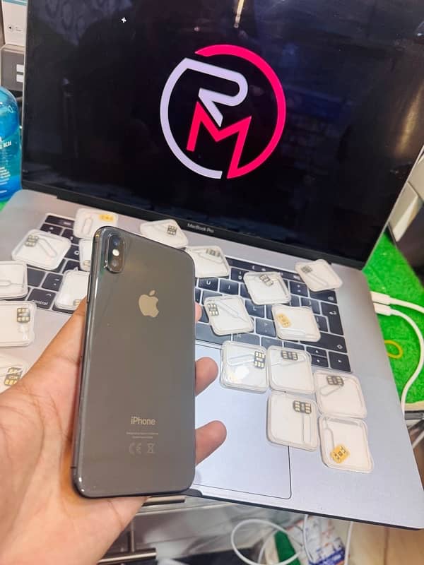 Iphone X 256GB PTA APPROVED 0