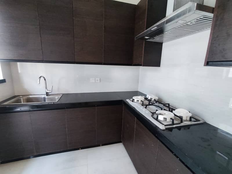 Modern Design 1 Kanal House For Rent In DHA Phase 5 15