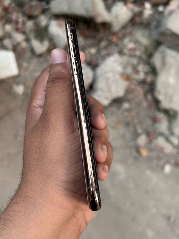 iPhone XS 256gb Non Pta Factory Unlock 2