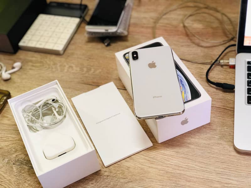 iPhone XS MAX Physical Dual Sim - PTA Approved with box 0