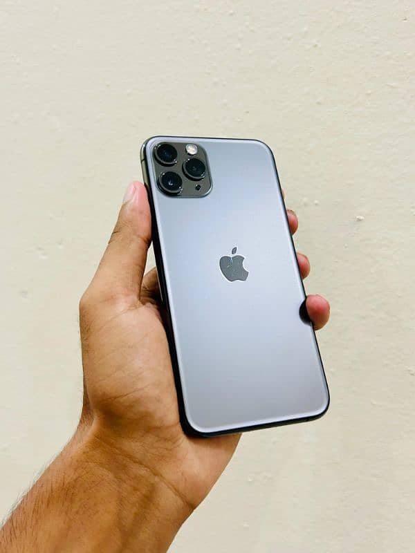 I PHONE 11 PRO PTA APPROVED 256GB 4