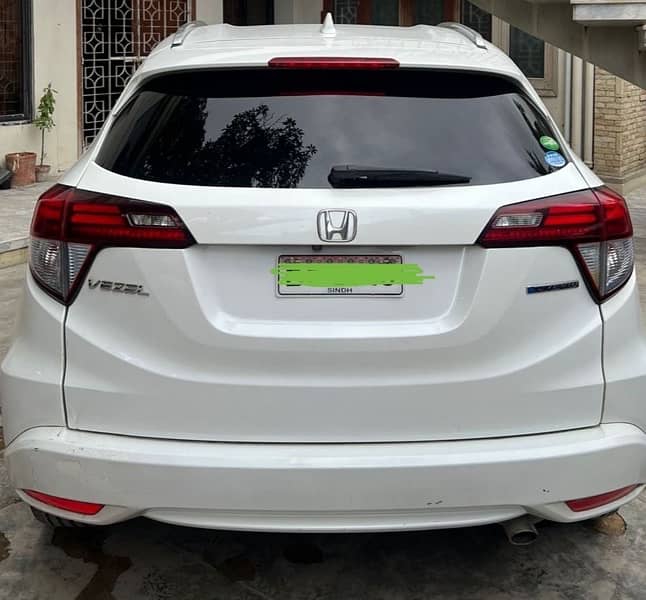 Honda Vezel 2015 1