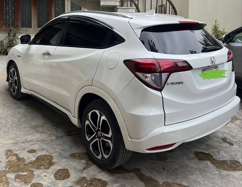 Honda Vezel 2015 3