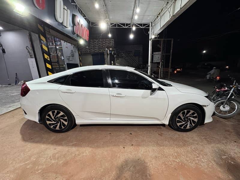 Honda Civic Oriel 2017 1