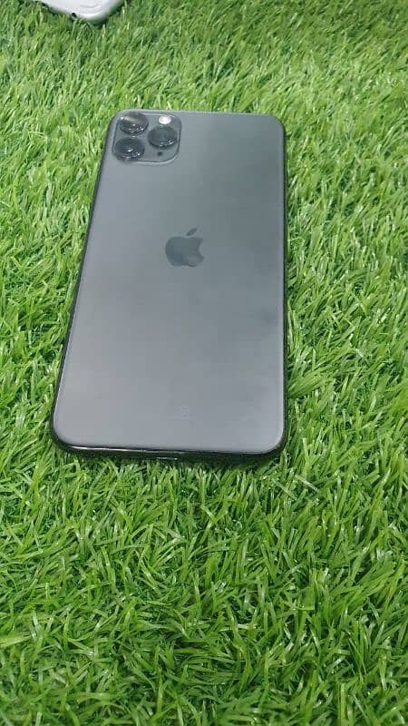 I phone 11 pro max 2