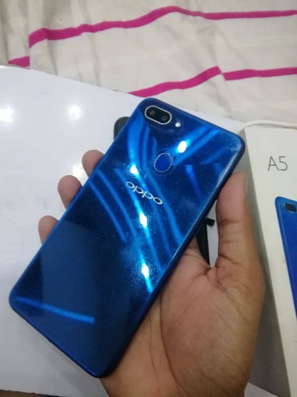 Oppo A5 4gb ram 5