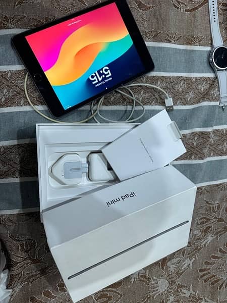 Ipad mini 5 Full box 64GB 1