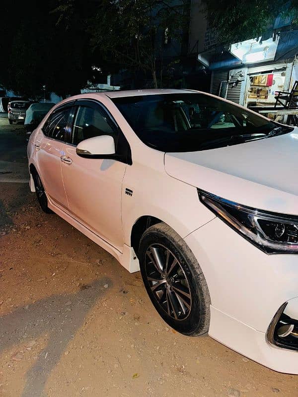 Toyota Corolla Altis 2019 5