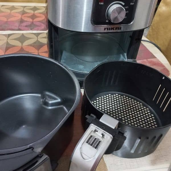 Nikai Air Fryer, 3 Liters, 1300W, NAF-788A 11