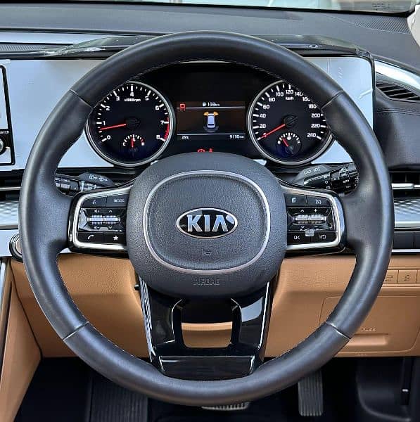 KIA Grand Carnival 2021 9