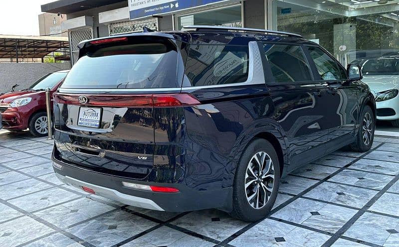 KIA Grand Carnival 2021 16