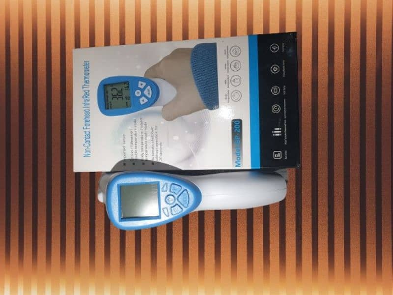 infarred thermometer with digital  display 1