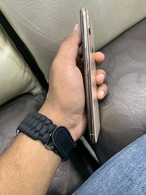 iphone xs max 2