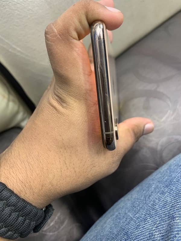 iphone xs max 3