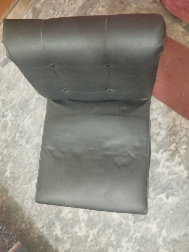 Single Sofas black colour 1