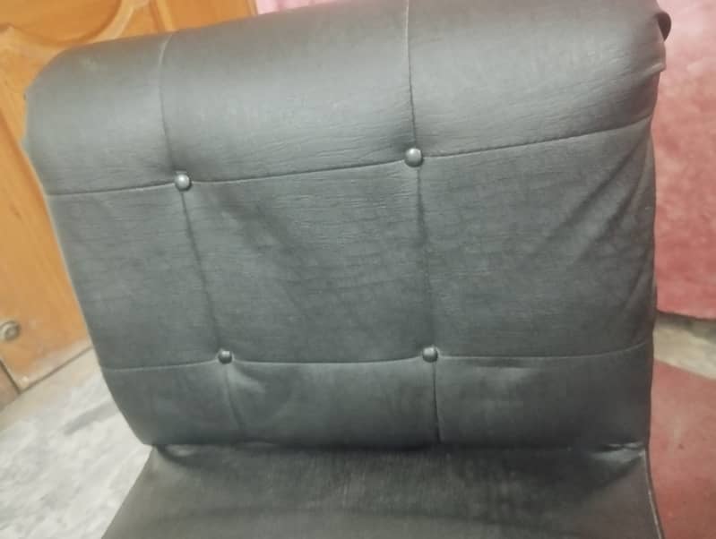 Single Sofas black colour 2