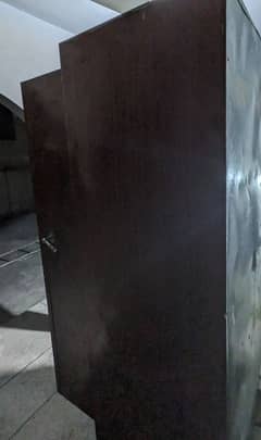 Almari 2 door wardrobe/ steel Almari / steel safe