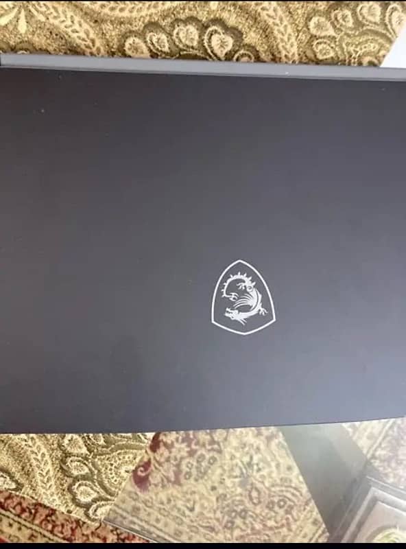 MSI THIN 15 B12UC 0