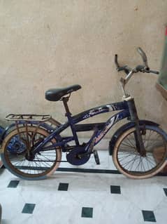 Urgent Sale Bicycle Medium size For Boys Blue Color