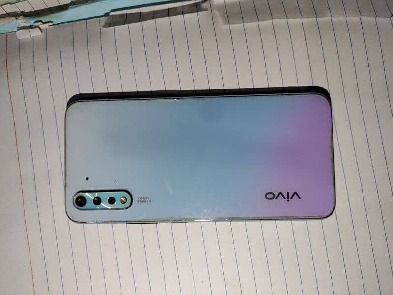 vivo s1  8-256 2