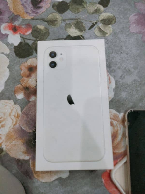 Iphone 11,Dual PTA approved 5