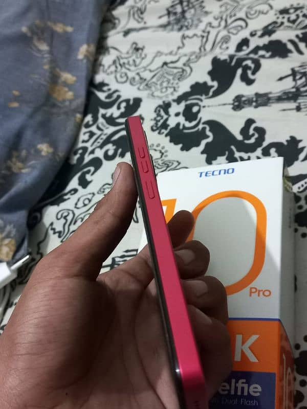 TECNO SPARK-10PRO ONLY 3MONTHS USED ONLY 5