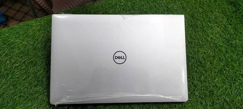 Dell xps 9570 i7 9th gen 4gb nvidia gpu 0