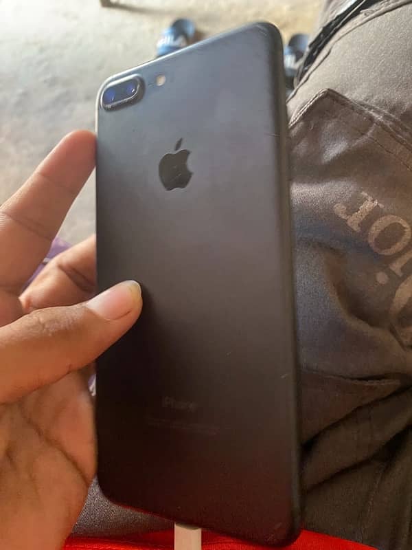 iPhone 7 Plus 128gb pta approved (exchange possible ) 8