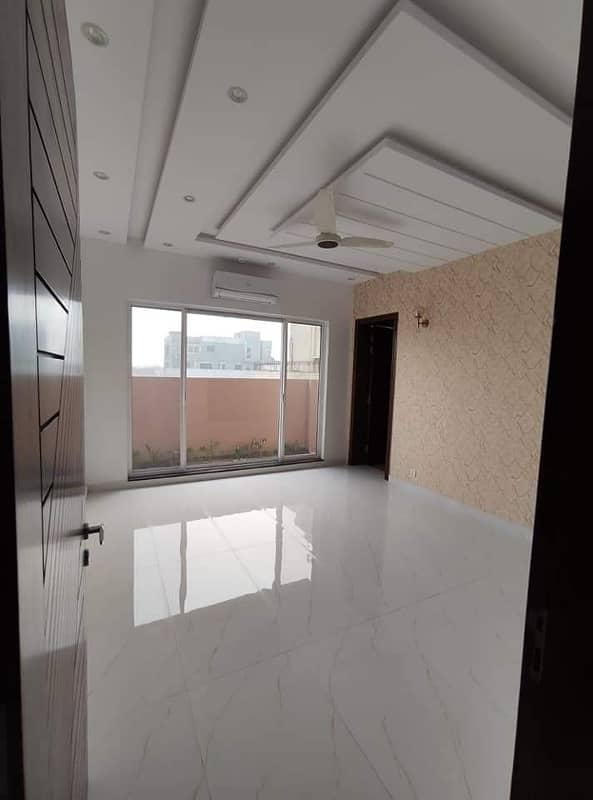 1 Kanal Luxury House For Rent N-Block DHA Phase 1 0