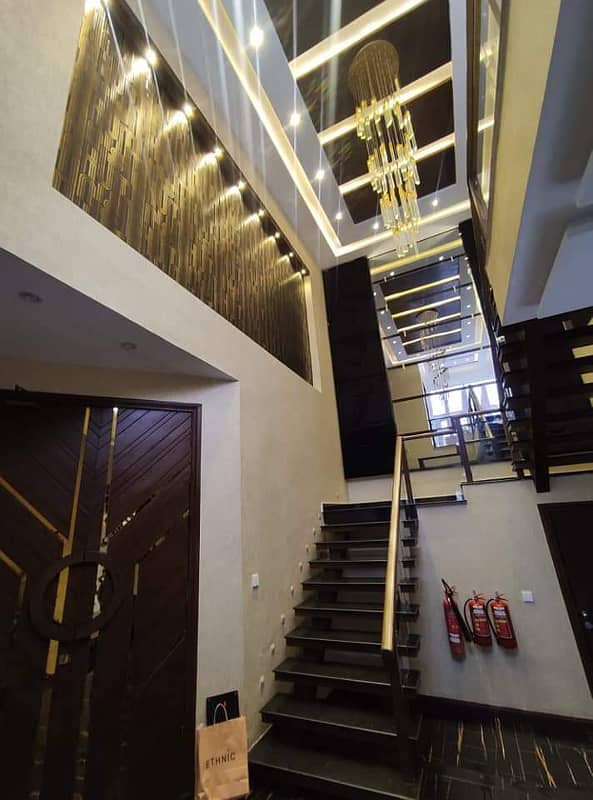 1 Kanal Luxury House For Rent N-Block DHA Phase 1 6