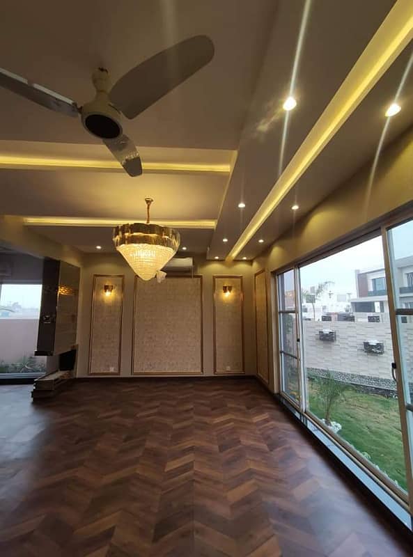 1 Kanal Luxury House For Rent N-Block DHA Phase 1 7