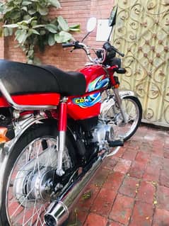 HONDA CD70