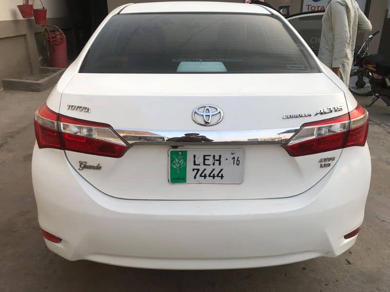 Toyota Altis Grande 2016 9