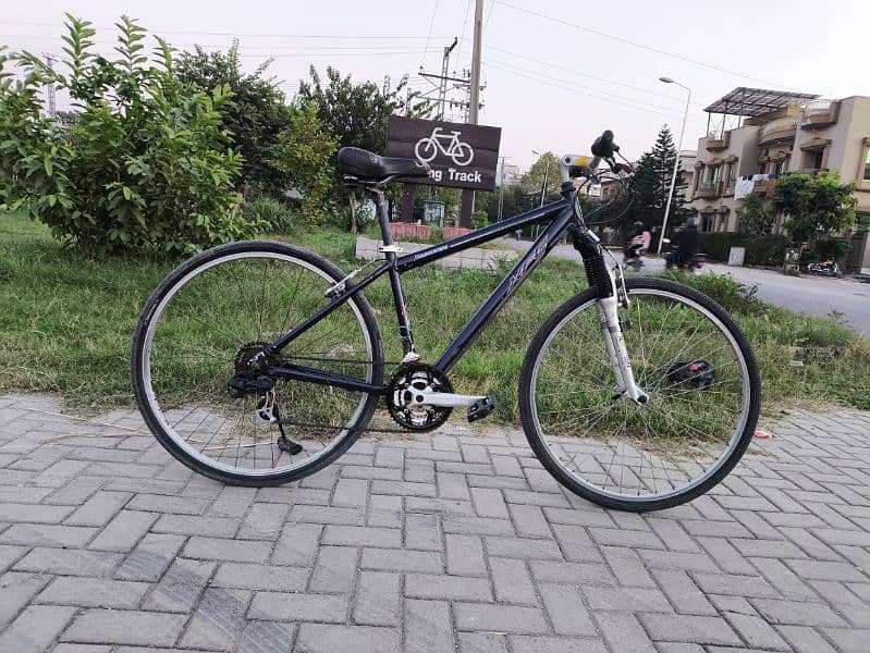 Bridgestone XFC hybrid bicycle for sale 1