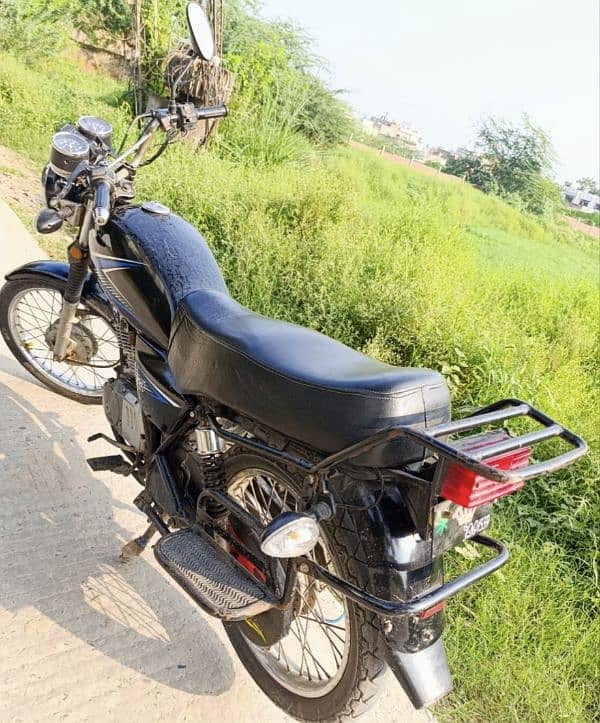 SUZUKI GS 125 For Sale Good Condition 1