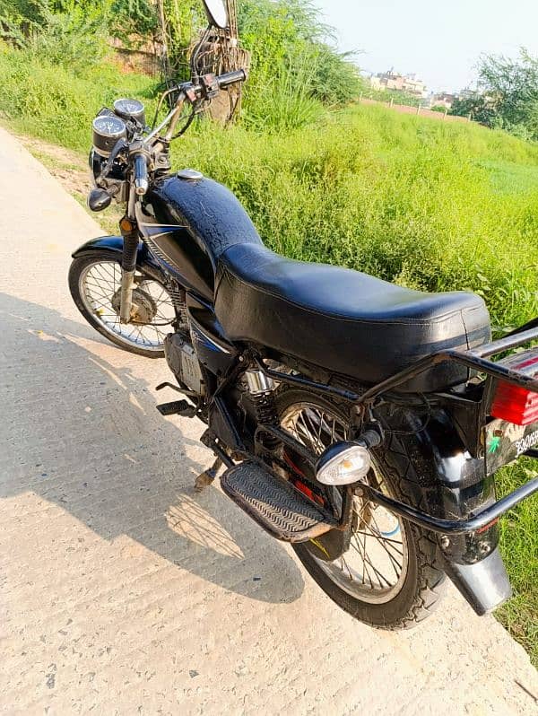 SUZUKI GS 125 For Sale Good Condition 3