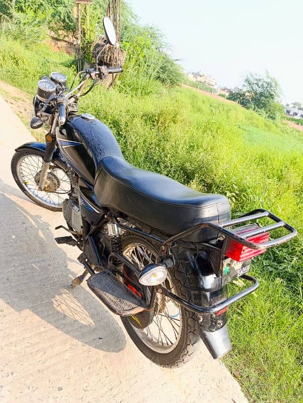 SUZUKI GS 125 For Sale Good Condition 8