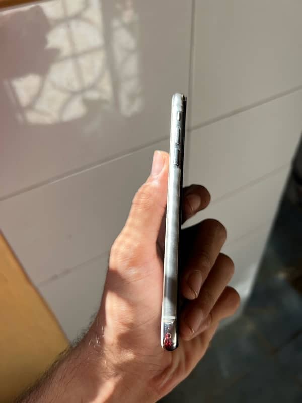 iphone x 64gb pta approved 1