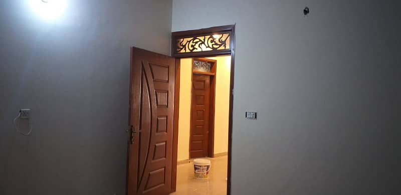 three bed dd portion for rent in johar 4