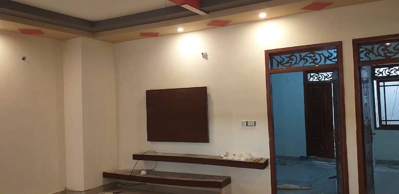 three bed dd portion for rent in johar 8