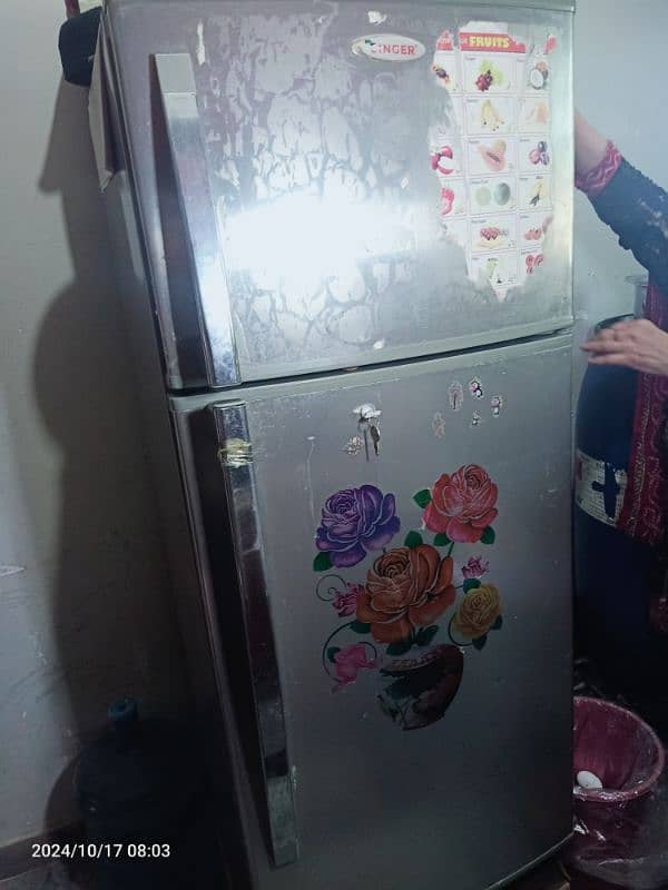 Medium size Refrigerator Urgent sale 8