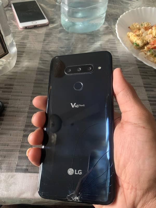 lg v 40 1