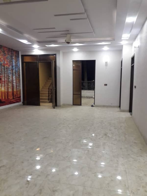 three bed dd tiled flooring portion for rent in johar 2